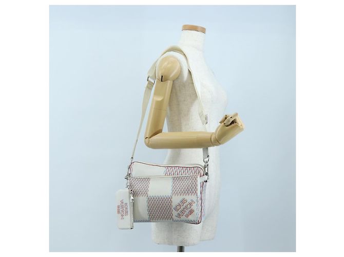 Borsa Messenger LOUIS VUITTON Damier Giant Spray Trio White M20665 Auth BA14102V Bianco - vista 36