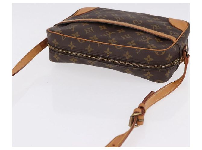 LOUIS VUITTON Monogram Trocadero 27 Shoulder Bag M51274 LV Auth 195361 Monogramma - vista 6