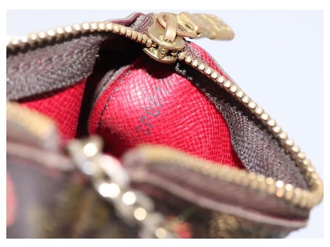 LOUIS VUITTON Monogramm Kirsche Pochette Cles Münzbörse M95042 LV Auth 183516 - Ansicht 12