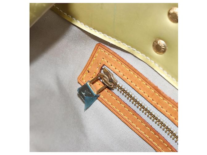 LOUIS VUITTON Monogram Vernis Reade PM Hand Bag Gris M91145 LV Auth 196185 Grigio - vista 22