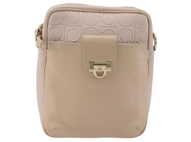Bolso de hombro Salvatore Ferragamo Gancini de piel rosa y oro Auth 194244A Dorado - vista 13