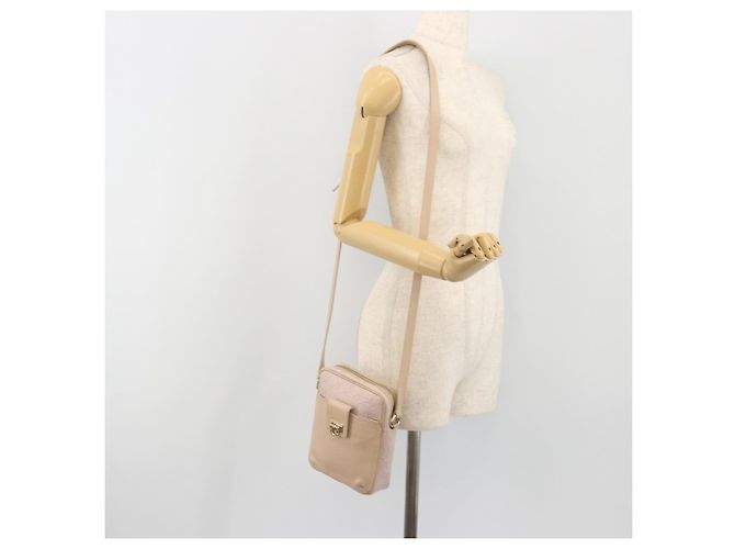Bolso de hombro Salvatore Ferragamo Gancini de piel rosa y oro Auth 194244A Dorado - vista 24