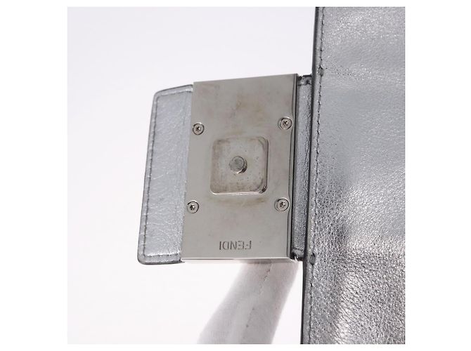 FENDI Zucca Canvas Mamma Baguette Schultertasche aus Leder Silber Auth 197105SAM - Ansicht 9
