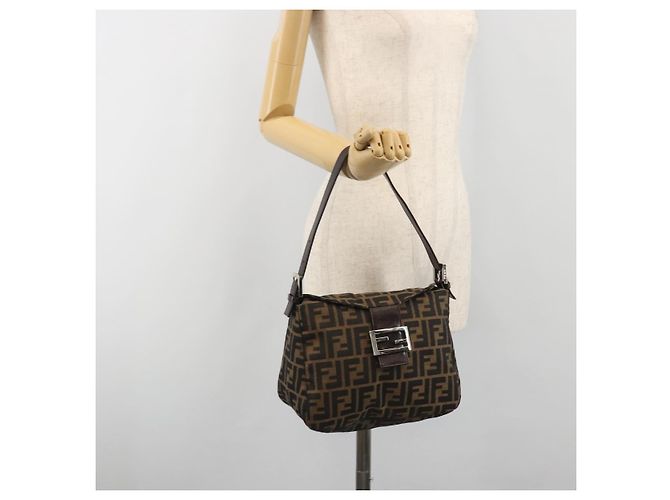 Borsa a tracolla FENDI Zucca Canvas Mamma Baguette Marrone Argento Auth 195494V - vista 25