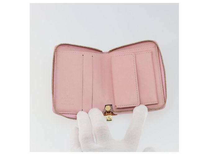LOUIS VUITTON Monogram Vernis Bloom Coin Purse Marshmallow Pink LV Auth BA14539 - view 9