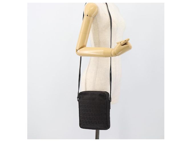 Borsa a tracolla FENDI Zucchino Canvas Nero Argento 8BT053 Auth 196151 - vista 22