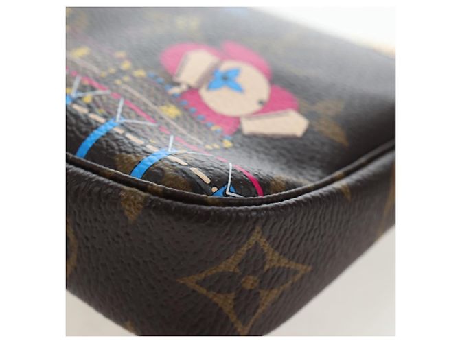 LOUIS VUITTON Monogram Vivienne Mini Pochette Accessoires M69752 LV Auth 195027M Monograma - vista 15