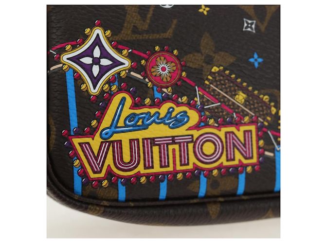 LOUIS VUITTON Monogram Vivienne Mini Pochette Accessoires M69752 LV Auth 195027M Monograma - vista 20