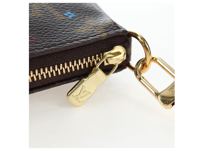 LOUIS VUITTON Monogram Vivienne Mini Pochette Accessoires M69752 LV Auth 195027M Monograma - vista 21