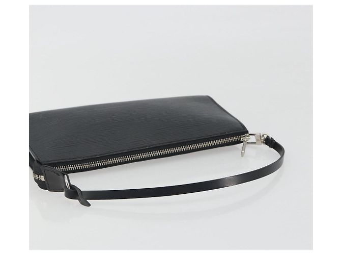 LOUIS VUITTON Epi Pochette Accessoires Accessory Pouch Black M52982 Auth 195419V Negro - vista 7
