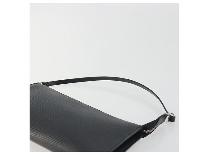 LOUIS VUITTON Epi Pochette Accessoires Accessory Pouch Black M52982 Auth 195419V Negro - vista 8