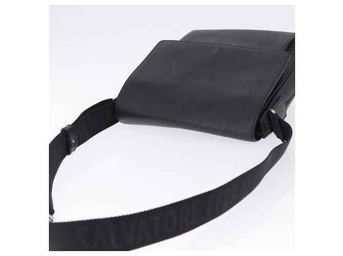 Borsa a tracolla Salvatore Ferragamo in pelle nera argento Auth ka5625 Nero - vista 6