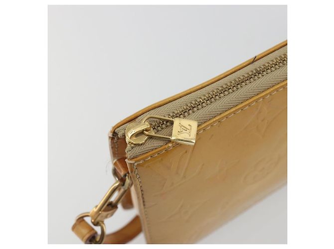 LOUIS VUITTON Monogram Vernis Lexington Pouch Beige M91010 LV Auth 195097 - vista 18