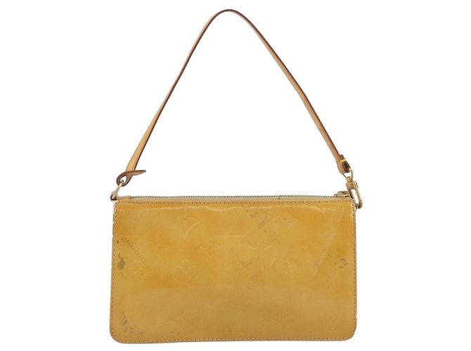 LOUIS VUITTON Monogram Vernis Lexington Pouch Beige M91010 LV Auth 195097 - vista 2