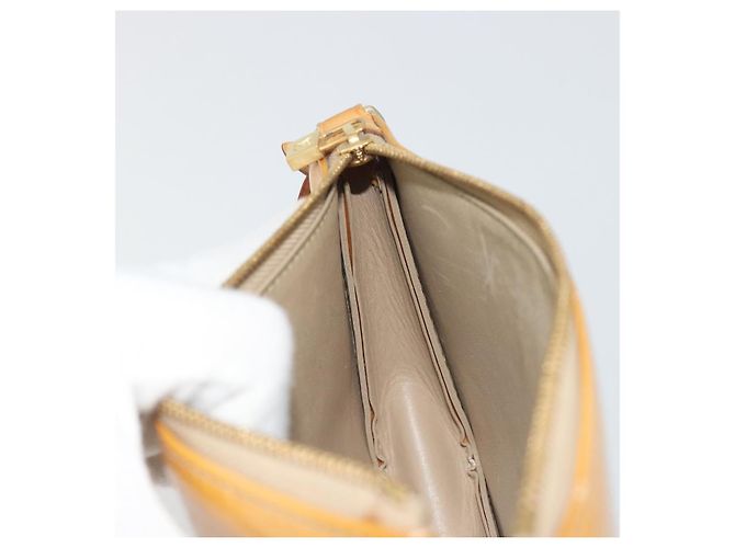 LOUIS VUITTON Monogram Vernis Lexington Pouch Beige M91010 LV Auth 195097 - vista 20