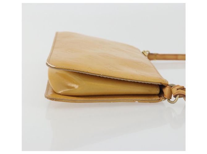 LOUIS VUITTON Monogram Vernis Lexington Pouch Beige M91010 LV Auth 195097 - vista 3