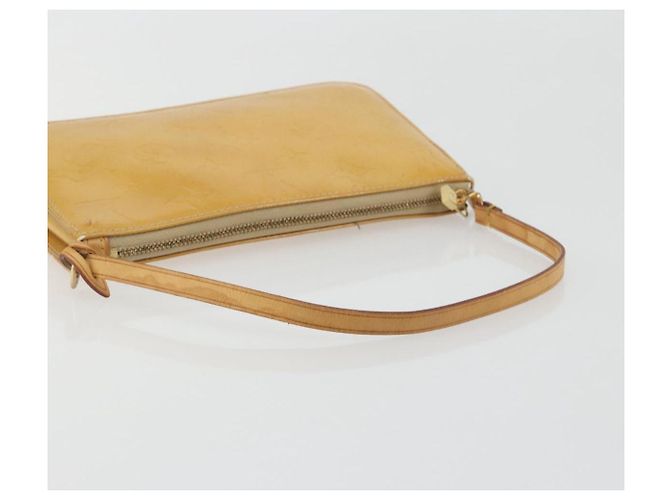 LOUIS VUITTON Monogram Vernis Lexington Pouch Beige M91010 LV Auth 195097 - vista 7