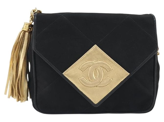 Borsa a tracolla CHANEL Matelasse con catena in raso nero e oro CC Auth 195338A D'oro - vista 13