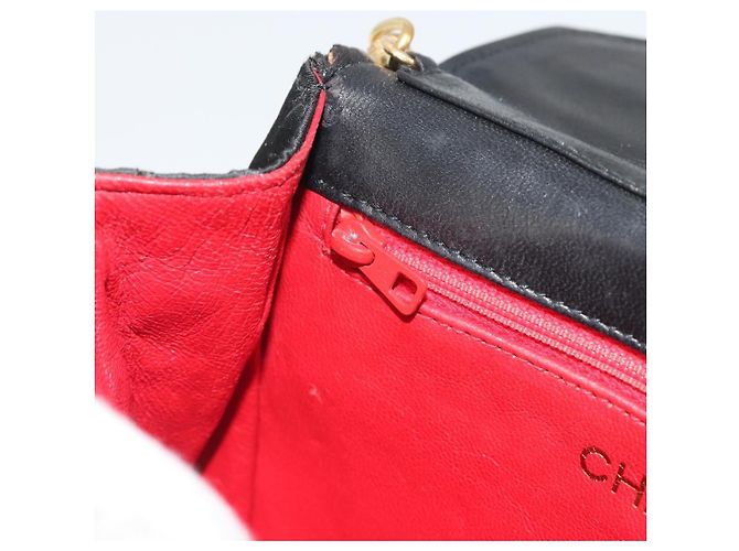 Borsa a tracolla CHANEL Matelasse con catena in raso nero e oro CC Auth 195338A D'oro - vista 24