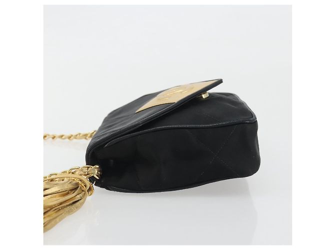 Borsa a tracolla CHANEL Matelasse con catena in raso nero e oro CC Auth 195338A D'oro - vista 4