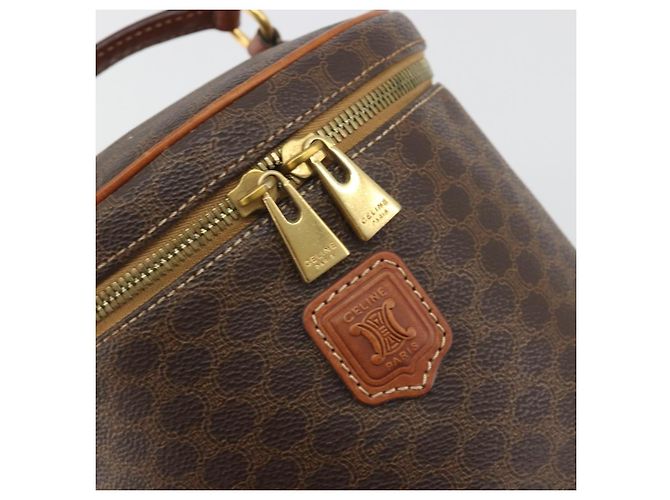 Céline CELINE Macadam Vanity Cosmetic Pouch PVC Leather Brown Gold Tone Auth 196128A Marrone - vista 9