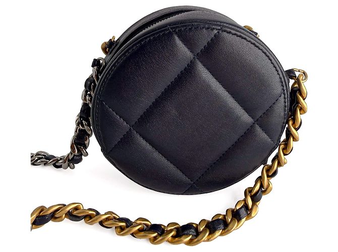 Clutch CHANEL 19 Rotonda in Pelle di Agnello Matelassé con Catena Navy - vista 5