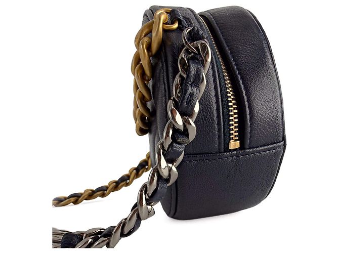 Clutch CHANEL 19 Rotonda in Pelle di Agnello Matelassé con Catena Navy - vista 6