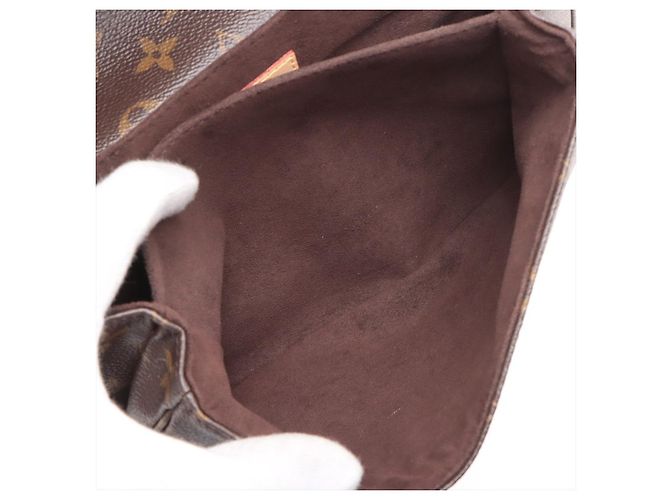 Louis Vuitton Pochette Metis Canvas Flap Crossbody Monogram Marrone - vista 8