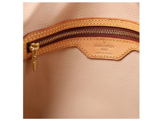 Borsa a tracolla Louis Vuitton Bucket GM Monogram Canvas in marrone Beige - vista 13