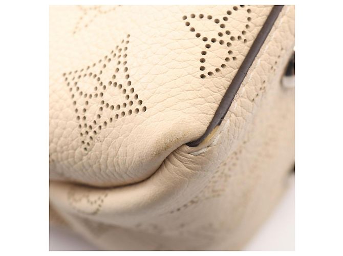 Bolso de mano Louis Vuitton Bella Tote Beige - vista 6