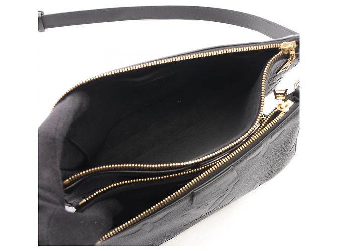 Borsa a mano Louis Vuitton Multi Pochette Accessoires Black Nero - vista 3
