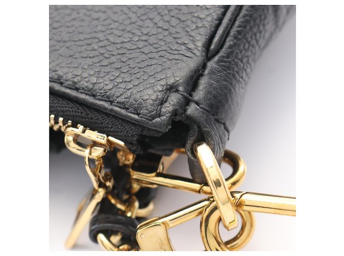 Borsa a mano Louis Vuitton Multi Pochette Accessoires Black Nero - vista 7