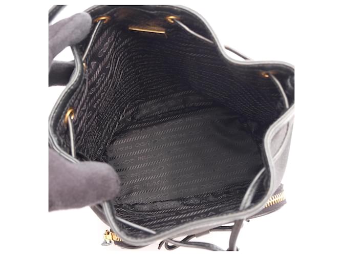 Borsa a sacchetto Prada LOGO JACQUARD Nero - vista 3