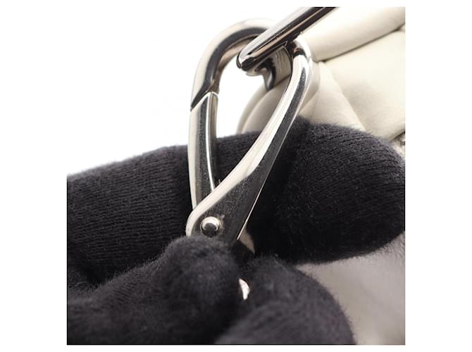 Prada Triangle Schultertasche Weiß - Ansicht 8