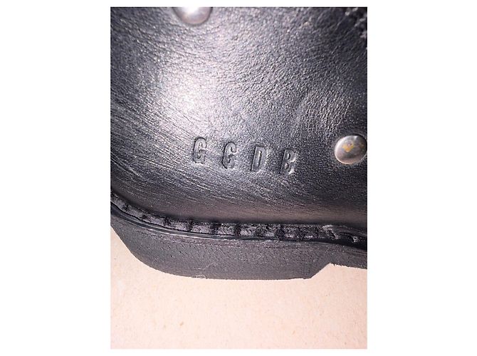 Golden Goose Botas moteras de cuero negras con hebillas Negro - vista 10