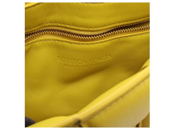 Bottega Veneta Borsa a tracolla Small Padded Cassette Giallo - vista 4