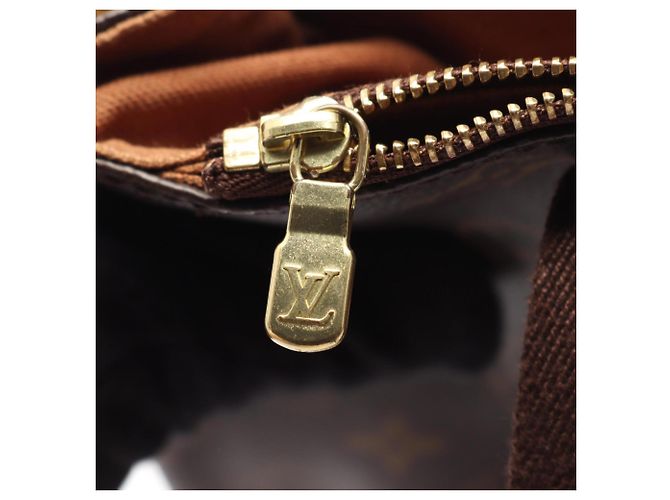 Borsa Cabas Beaubourg Monogram Louis Vuitton Marrone Monogramma - vista 9