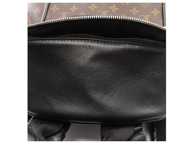 Zaino Louis Vuitton Josh NV Marrone Nero Monogramma - vista 9