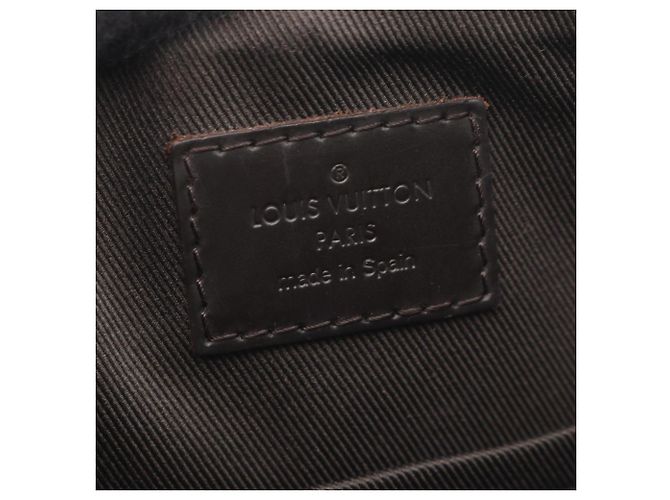Borsa a tracolla Louis Vuitton District PM NM Marrone Nero Damier ebene - vista 4