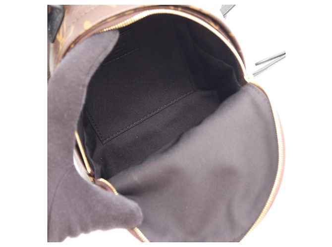 Zaino Louis Vuitton Palm Springs Mini Marrone Nero Monogramma - vista 3