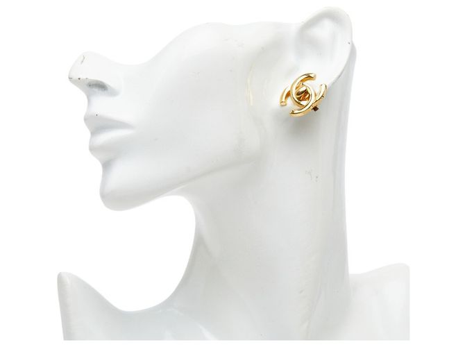 Orecchini vintage Chanel Coco Mark Turnlock Motif D'oro - vista 4
