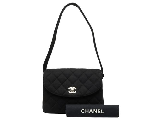 Borsa a tracolla Chanel Matelassé Coco Mark Nero - vista 15