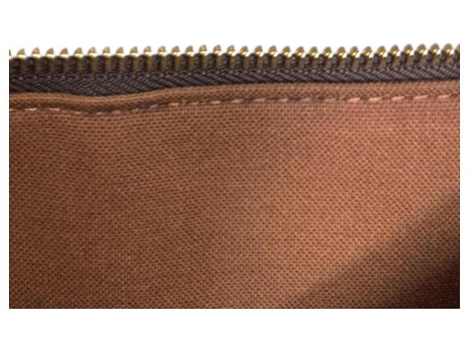 Borsa Tote Louis Vuitton Totally MM Monogram Marrone - vista 11