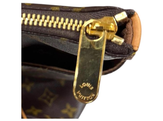 Borsa Tote Louis Vuitton Totally MM Monogram Marrone - vista 13