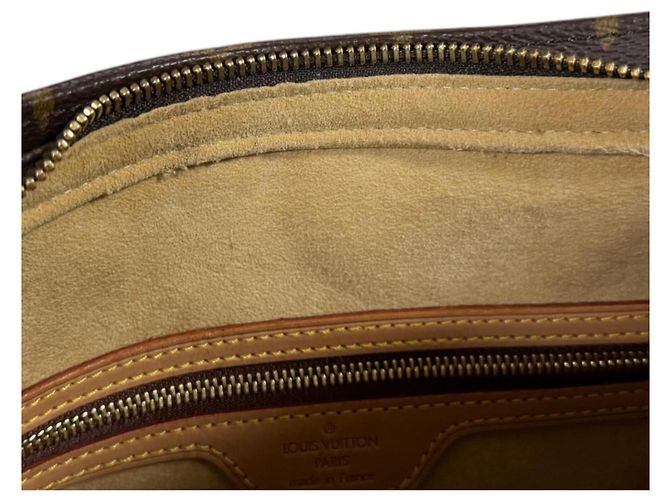 Borsa a tracolla Louis Vuitton Looping GM Monogram Marrone - vista 7