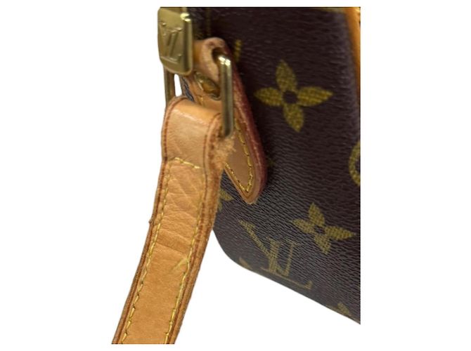 Borsa a tracolla Louis Vuitton Trocadero 27 Monogram Marrone - vista 13