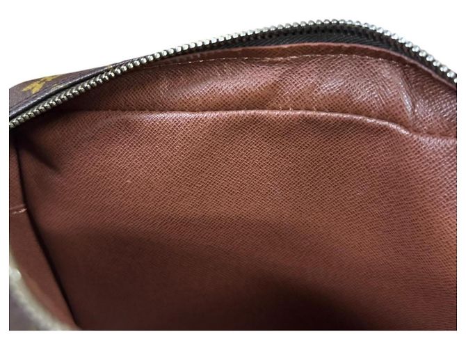 Borsa a tracolla Louis Vuitton Trocadero 27 Monogram Marrone - vista 8