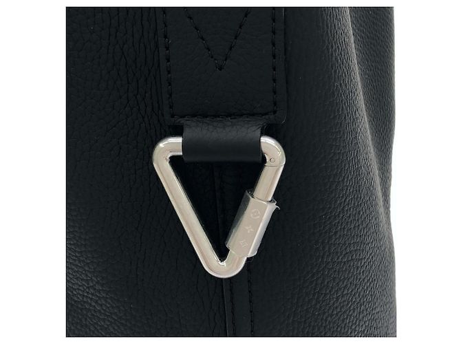 Sac cabas Louis Vuitton LV Touch Verso Noir - vue 6