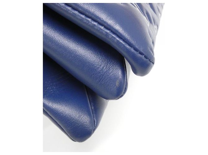 Louis Vuitton Coussin PM Schultertasche Marineblau - Ansicht 3