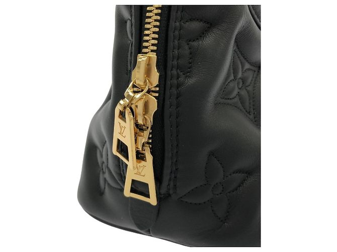 Borsa Louis Vuitton Bubblegram Alma Soft BB Nero - vista 4